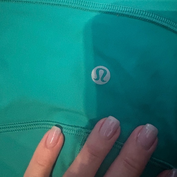 Lululemon Athletica Turquoise Run Thru Shorts - Picture 4 of 6